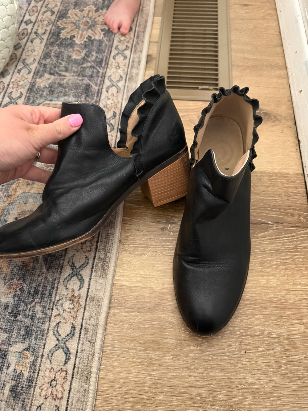 Women’s Black Ruffle-Trim Leather Block Heel Booties